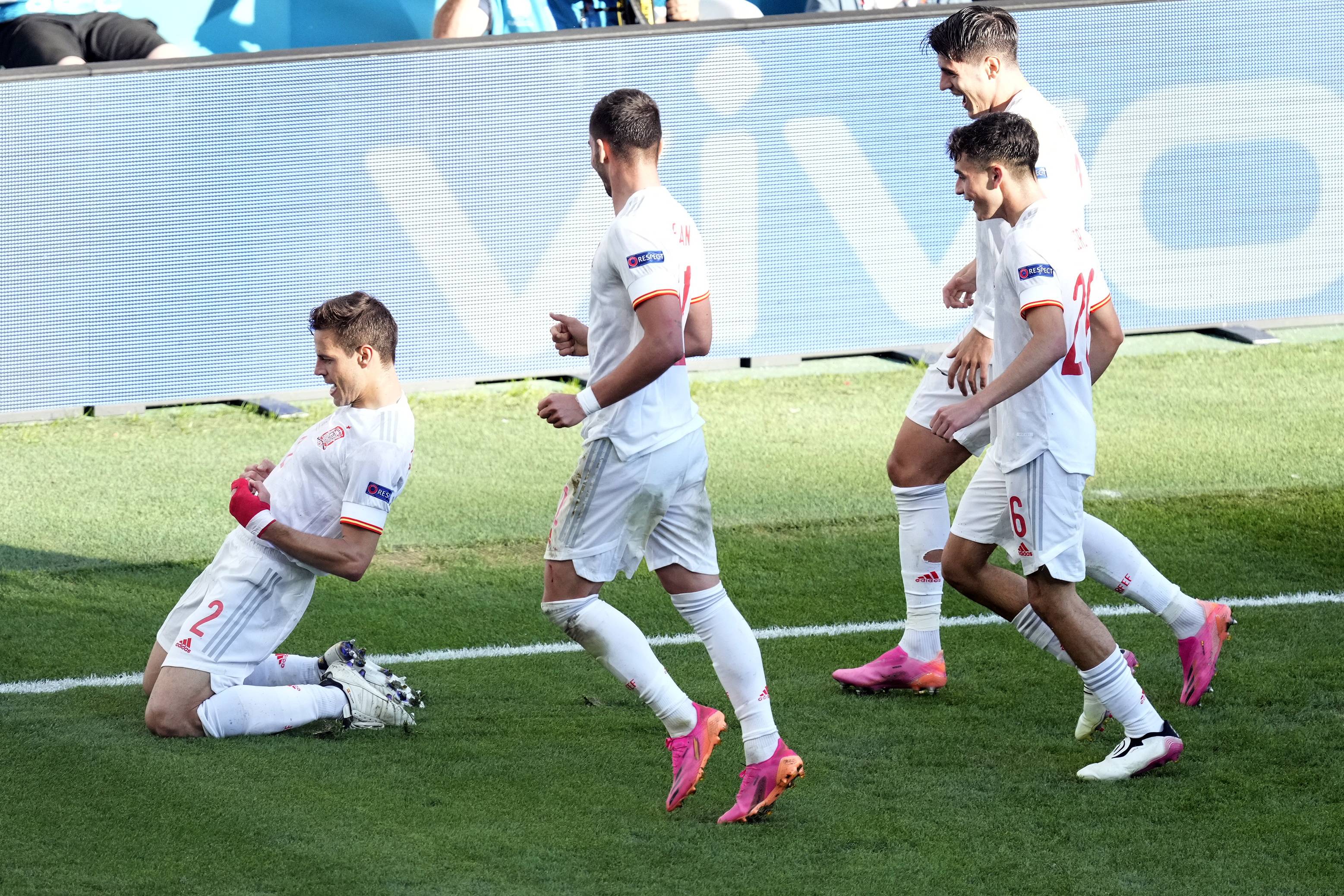 关于穆古鲁扎官方宣布重返赛场新规,西班牙队引发争议!的信息 关于穆古鲁扎官方宣布重返赛场新规,西班牙队引发争议!的信息