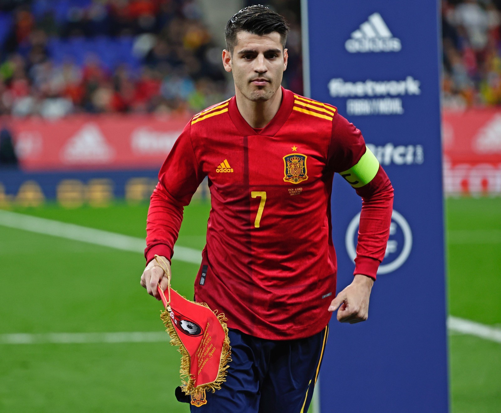 关于穆古鲁扎官方宣布重返赛场新规,西班牙队引发争议!的信息 关于穆古鲁扎官方宣布重返赛场新规,西班牙队引发争议!的信息